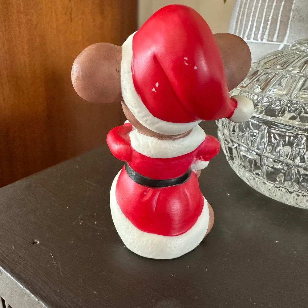 N/A vintage ceramic